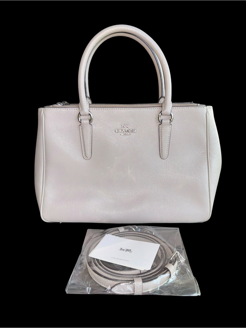 Coach Surrey Carryall Bag